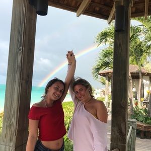 Meet your Posher, Grace